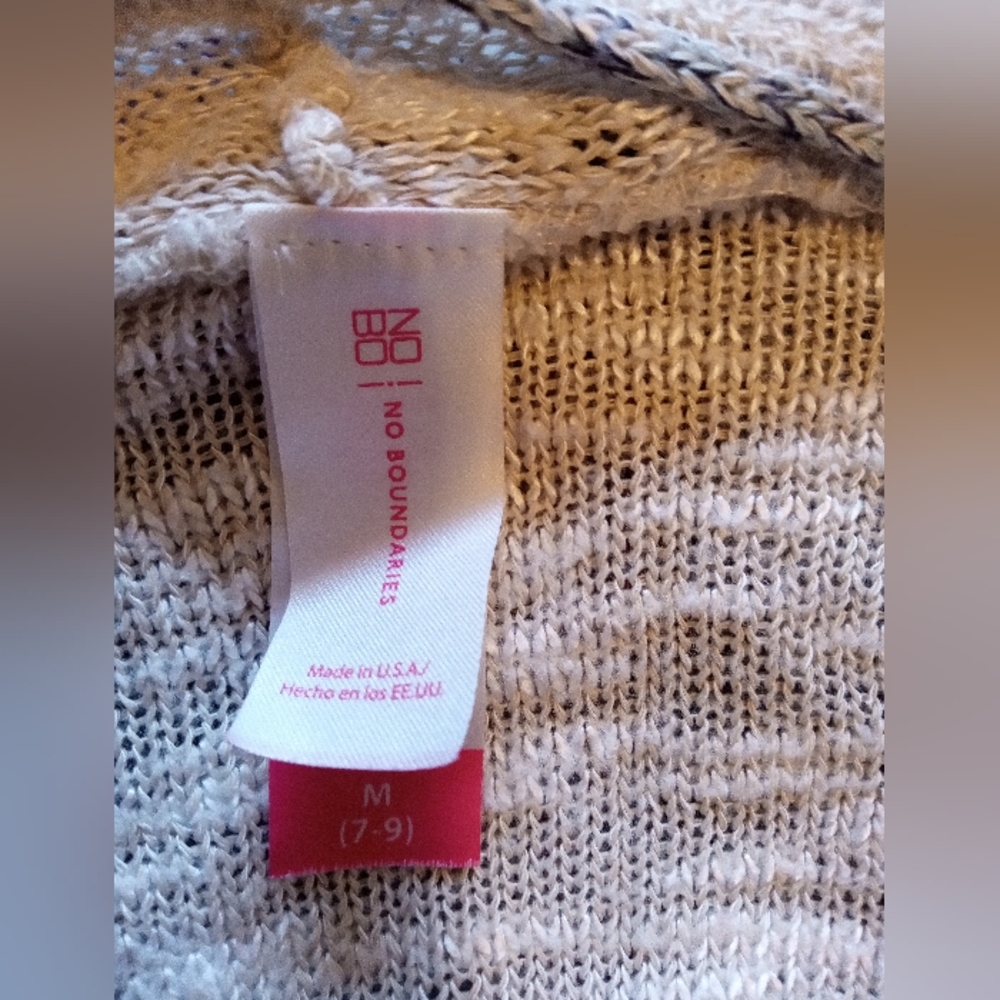 Sweater - Picture 3 of 3